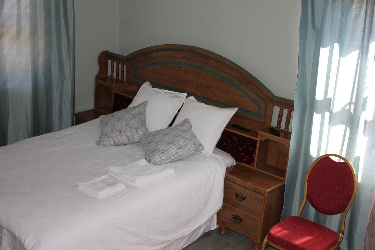 Coco Palm Bed&Breakfast Windhoek Exterior foto